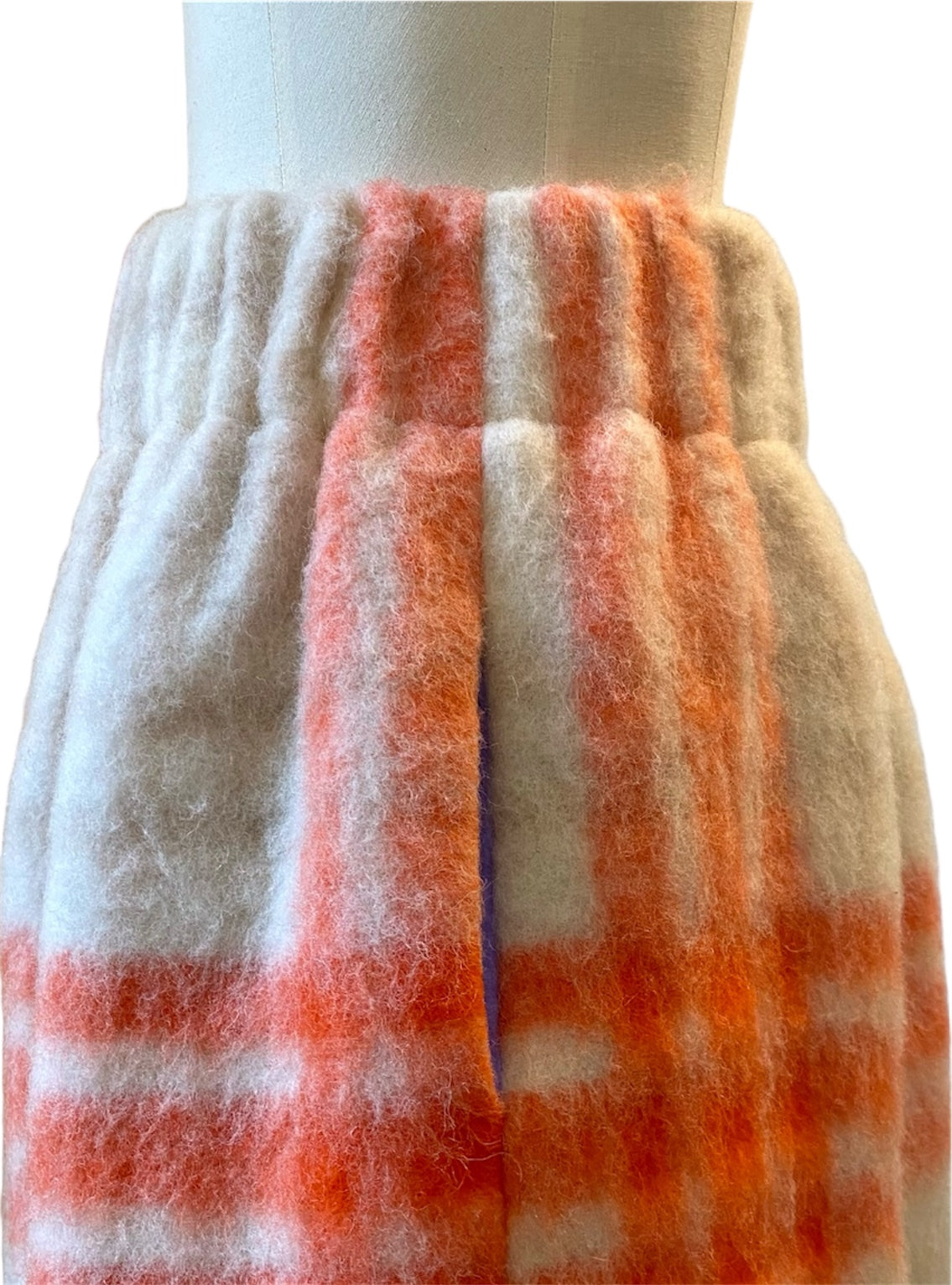 DRAPE SKIRT Neon square