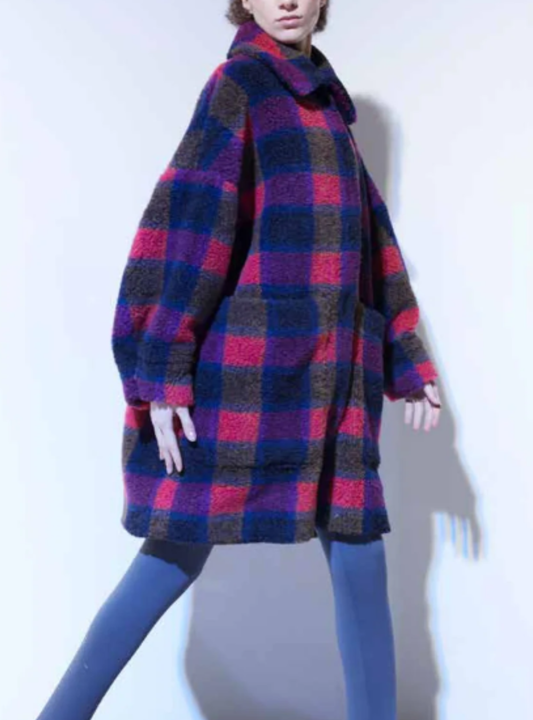 CITY COAT in Teddy square berry