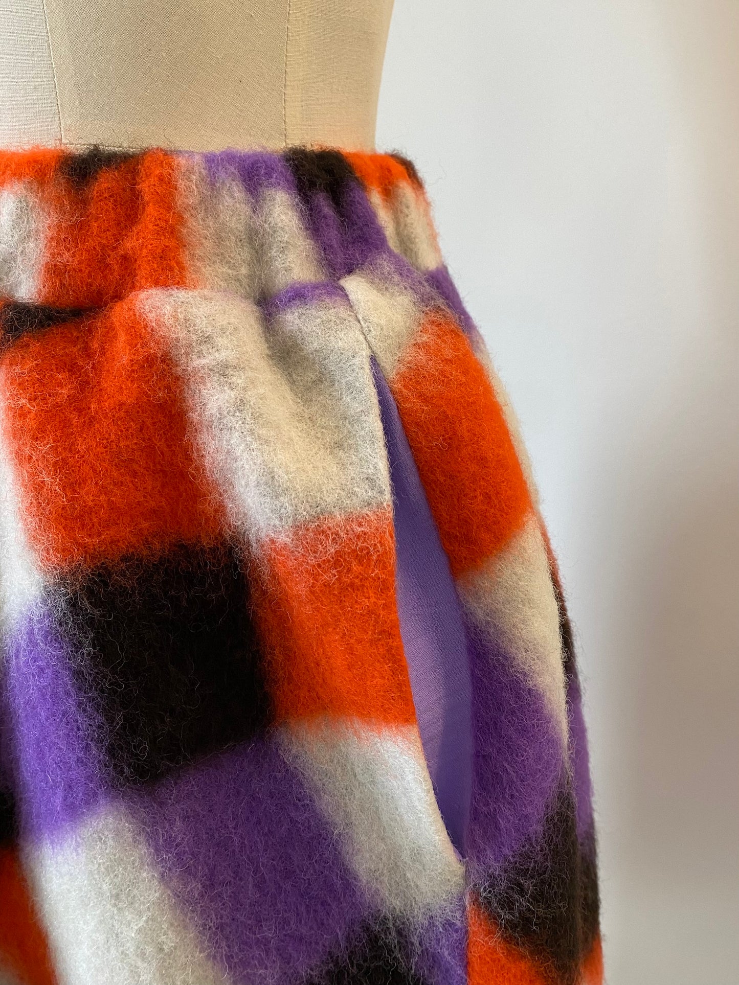 "Wolke" BELL SKIRT Purple square