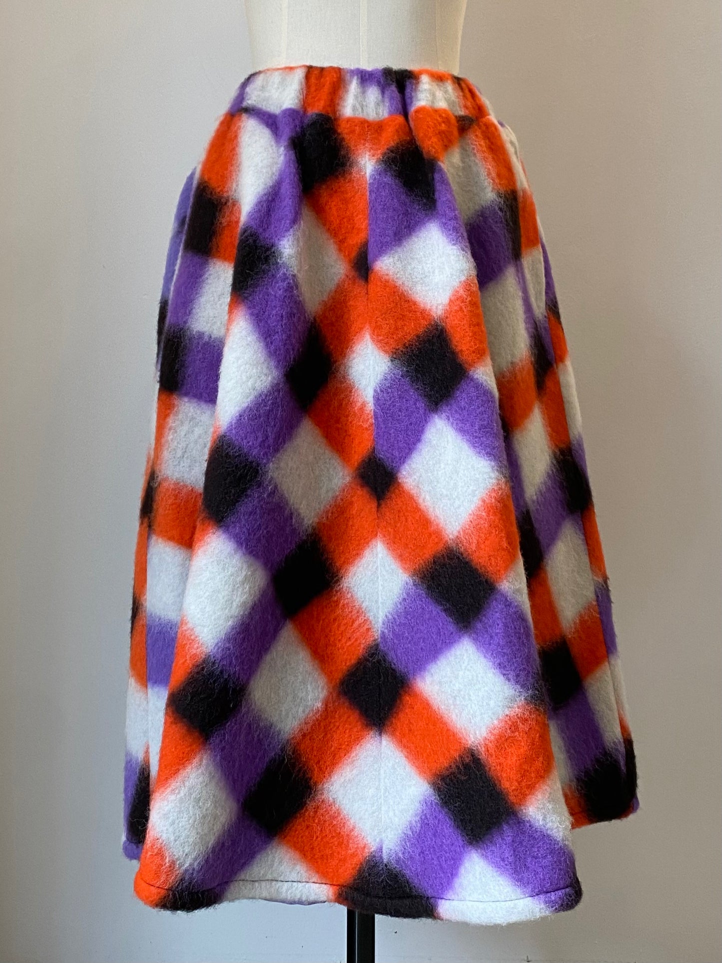 "Wolke" BELL SKIRT Purple square